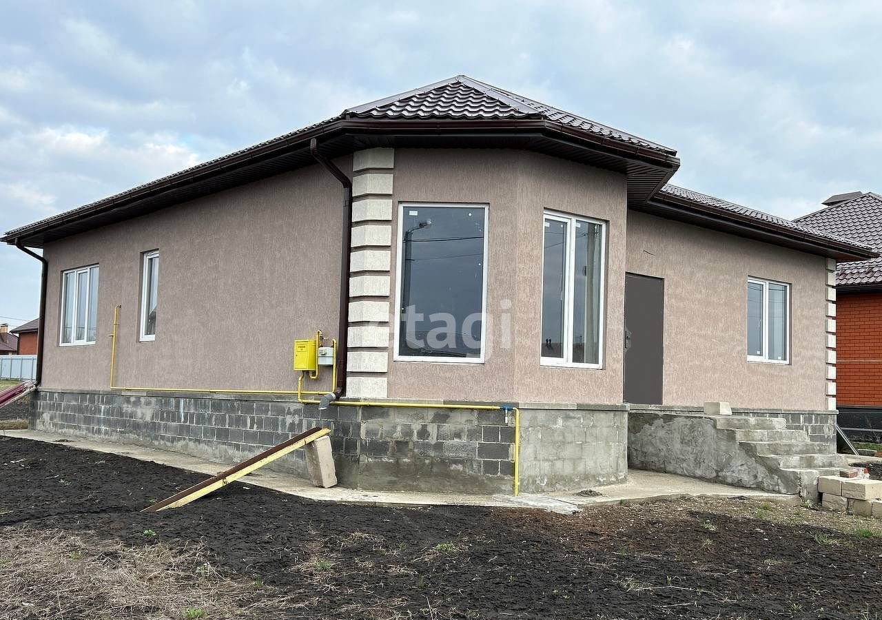 дом р-н Яковлевский г Строитель мкр-н Глушинский фото 2