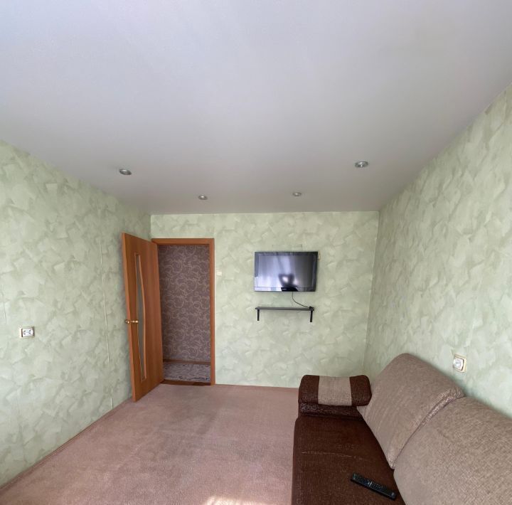 квартира г Омск р-н Кировский ул Дмитриева 5/3 фото 15