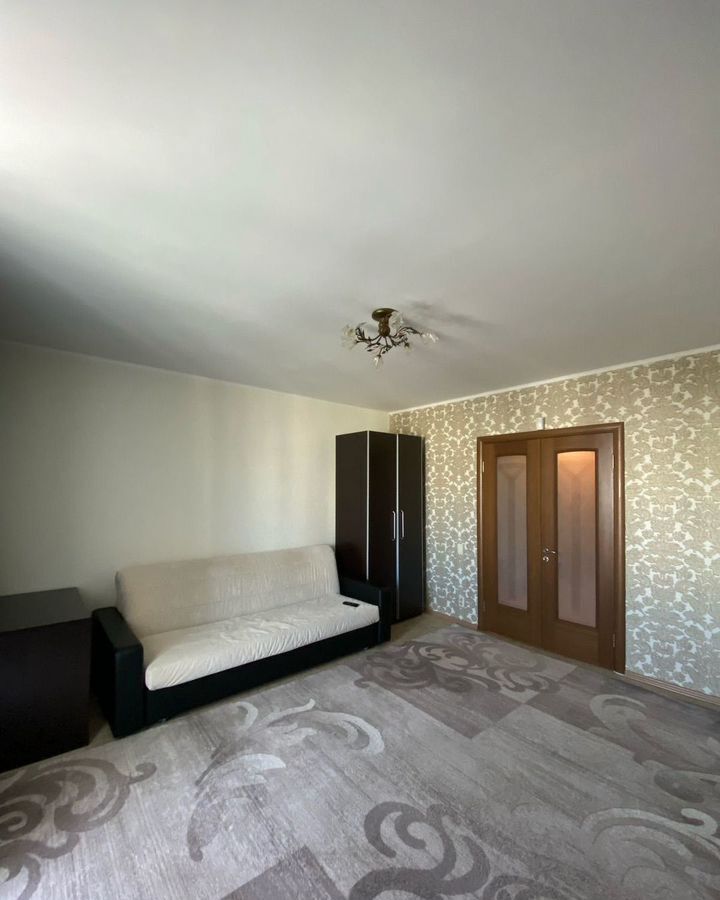 квартира г Челябинск р-н Центральный ул Курчатова 25а фото 1