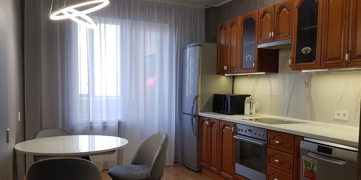 квартира г Омск р-н Кировский ул 70 лет Октября 13/3 фото 10