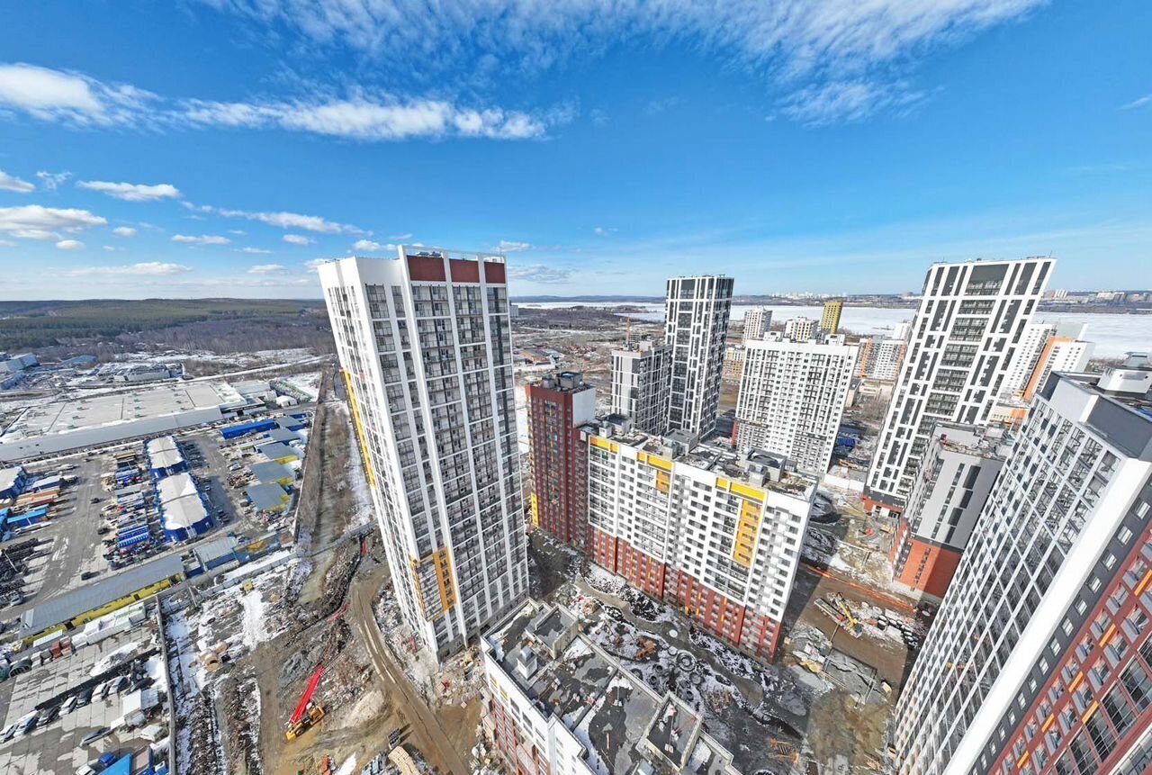 квартира г Екатеринбург р-н Верх-Исетский ул Крауля 179 фото 1