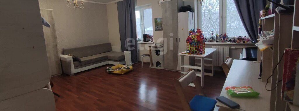 квартира г Калининград р-н Центральный ул Радистов 12 фото 1