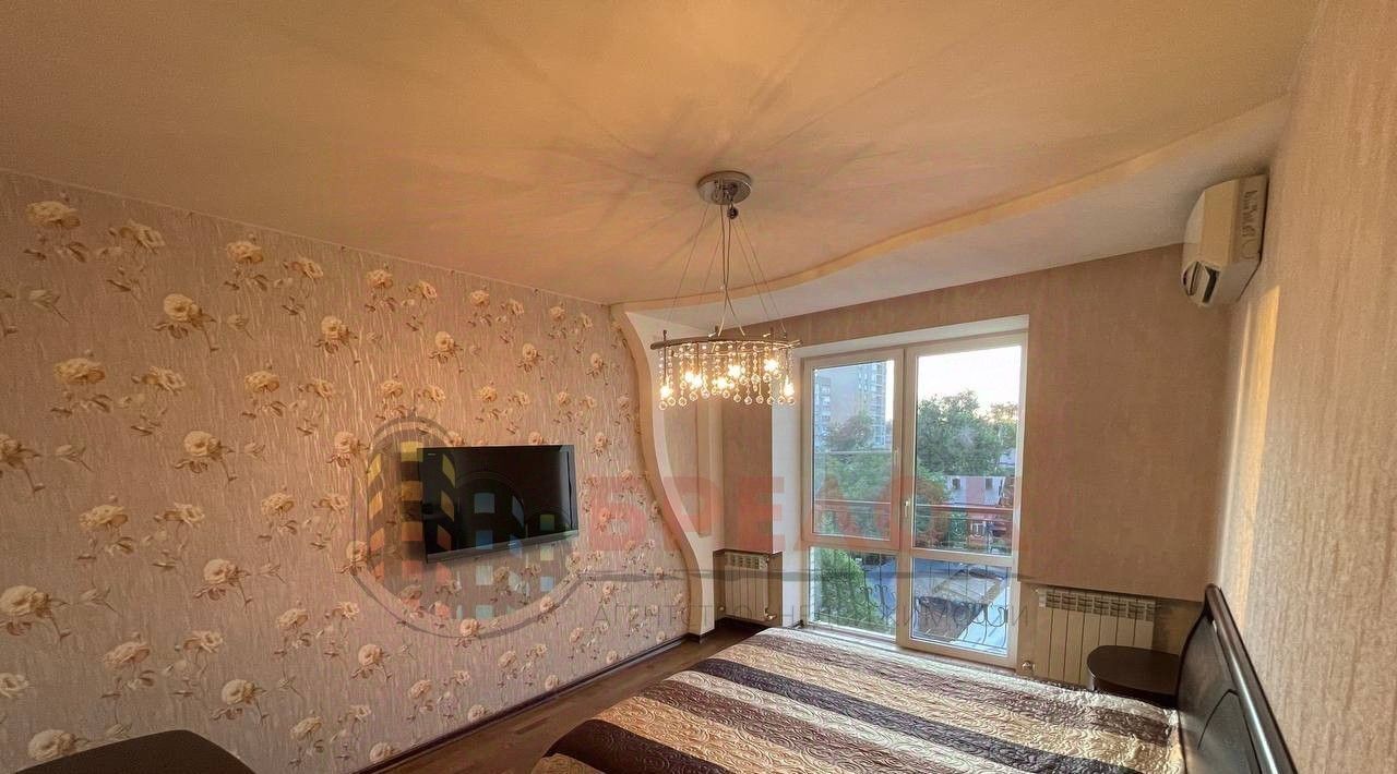 квартира г Ростов-на-Дону р-н Пролетарский Нахичевань ул Закруткина 20 фото 1
