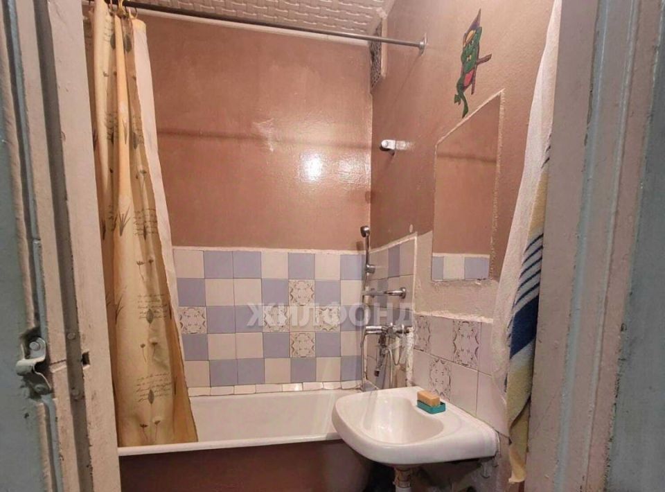 квартира г Новосибирск Октябрьская ул Ленинградская 184 фото 5