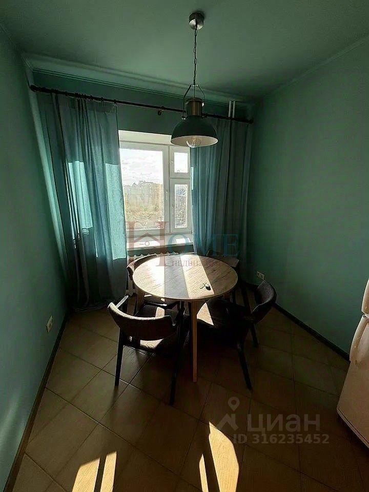 квартира г Новосибирск р-н Центральный ул Орджоникидзе 30 фото 2