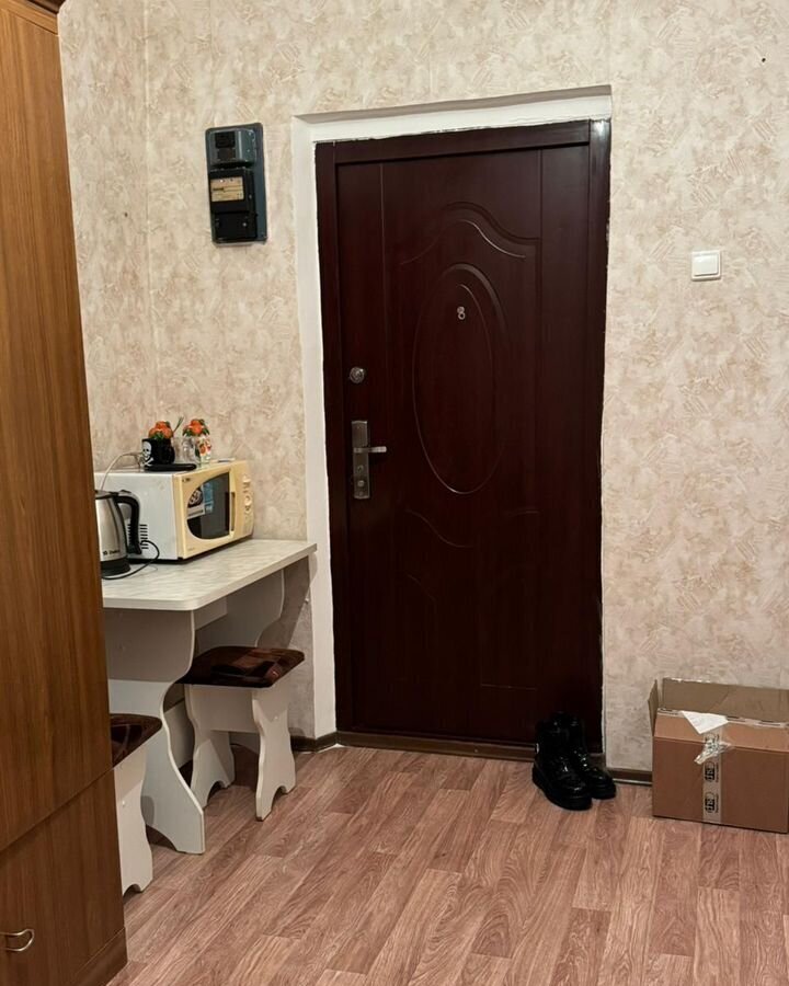 комната г Новосибирск р-н Октябрьский Золотая Нива ул Крамского 35а фото 2
