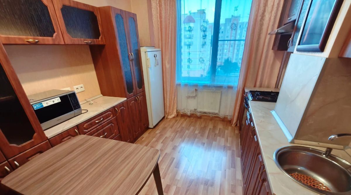 квартира г Великий Новгород ул Октябрьская 10 фото 2