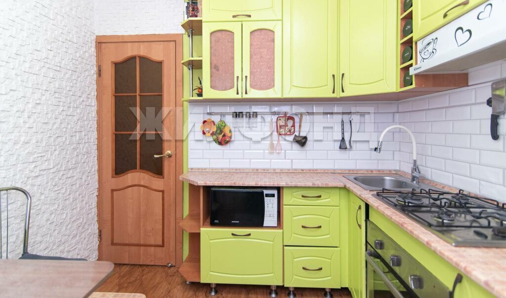 квартира г Барнаул р-н Октябрьский ул Тимуровская 29 фото 8