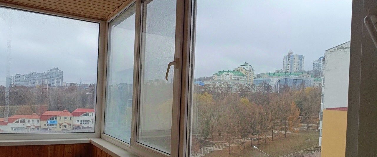 квартира г Белгород Западный ул 5 Августа 37 фото 12
