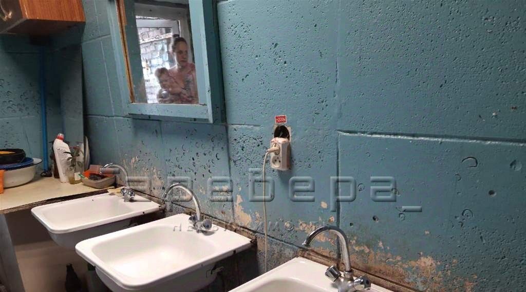 комната г Красноярск р-н Железнодорожный ул Демьяна Бедного 22 фото 8
