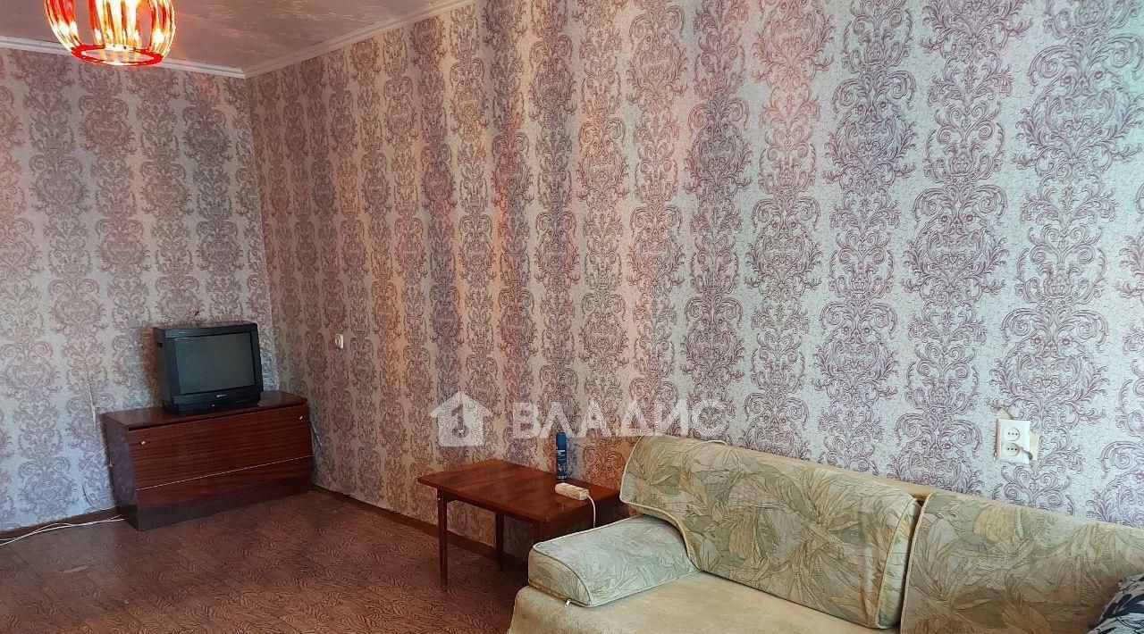 квартира г Волгоград р-н Тракторозаводский ул им. Луговского 11 фото 5