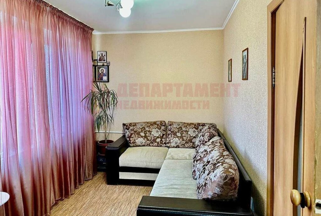 квартира г Астрахань р-н Кировский б-р Победы 54к/3 фото 2
