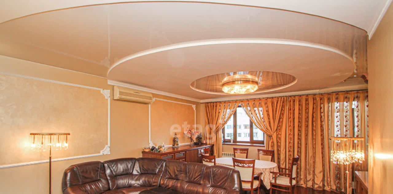 квартира г Тюмень р-н Центральный ул Сургутская 11к/3 фото 1