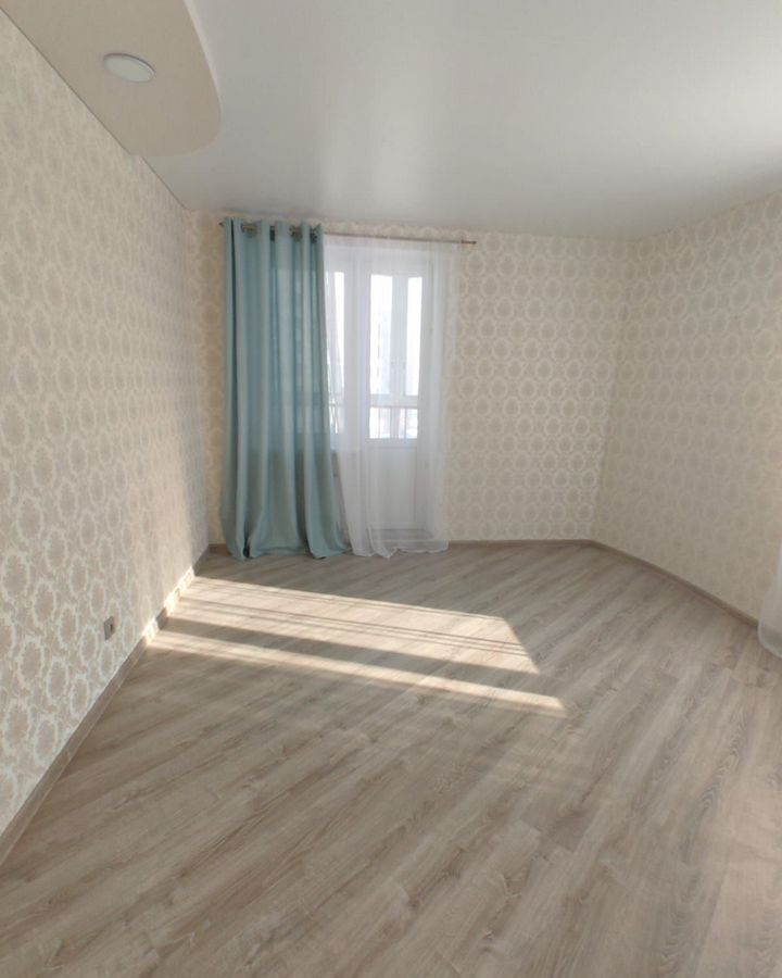 квартира г Уфа р-н Кировский ул Айская 18/1 фото 4