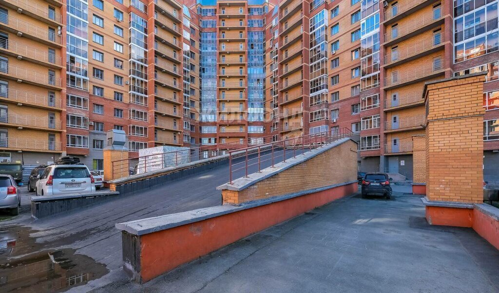 квартира г Новосибирск р-н Дзержинский Золотая Нива ул Есенина 67 фото 20