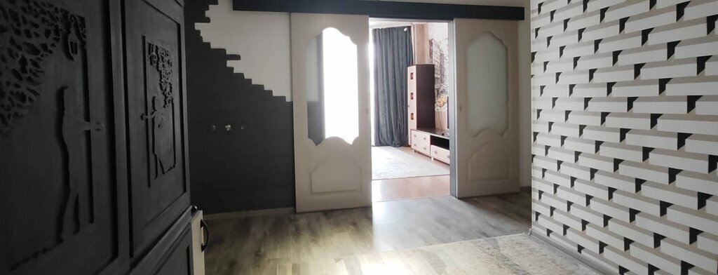 квартира г Абакан ул Стофато 5д фото 1