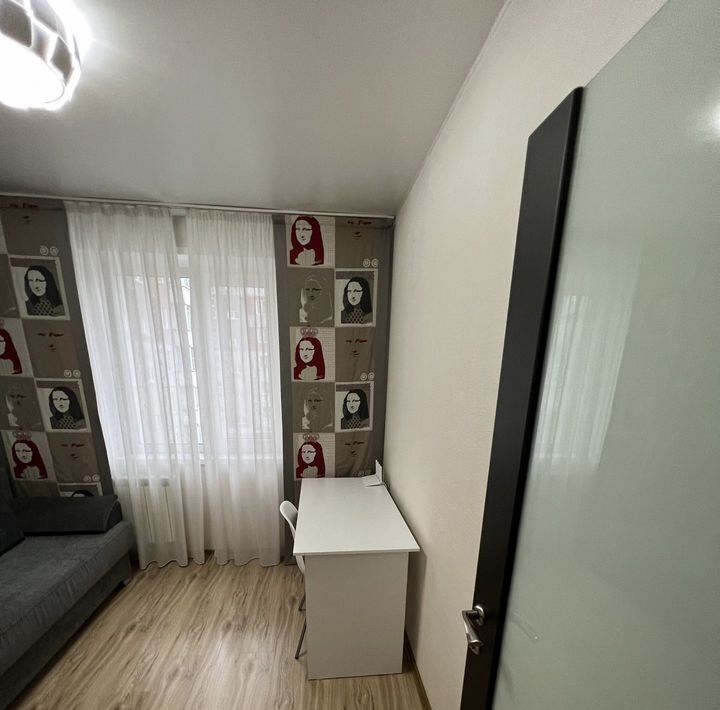 квартира г Красноярск р-н Советский Взлётка ул Батурина 5г фото 2