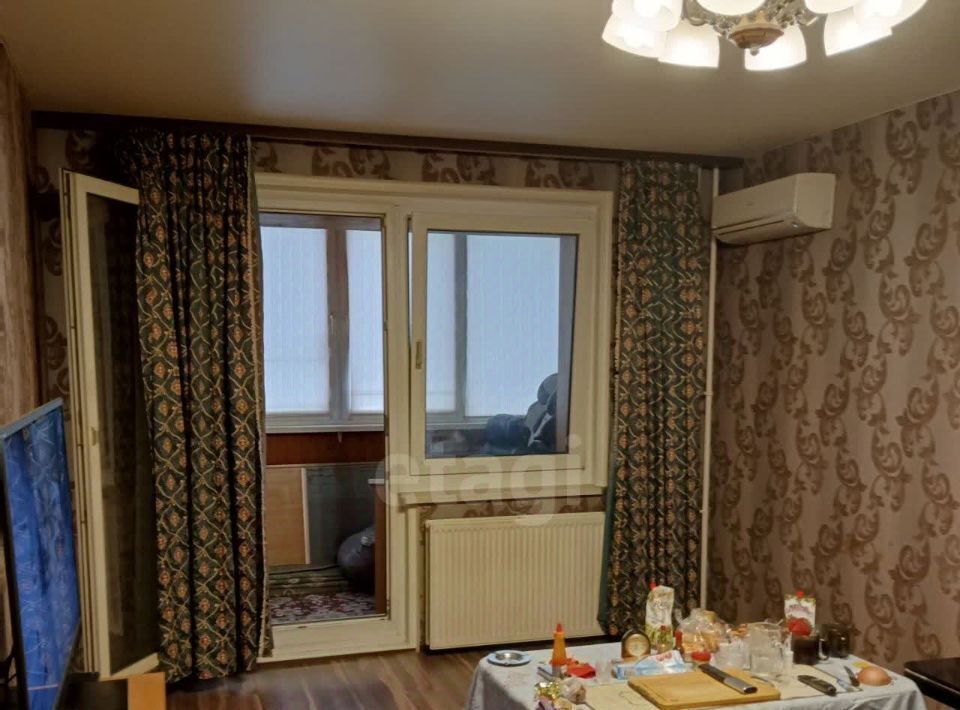 квартира г Пермь р-н Свердловский ул Революции 3/5 фото 8