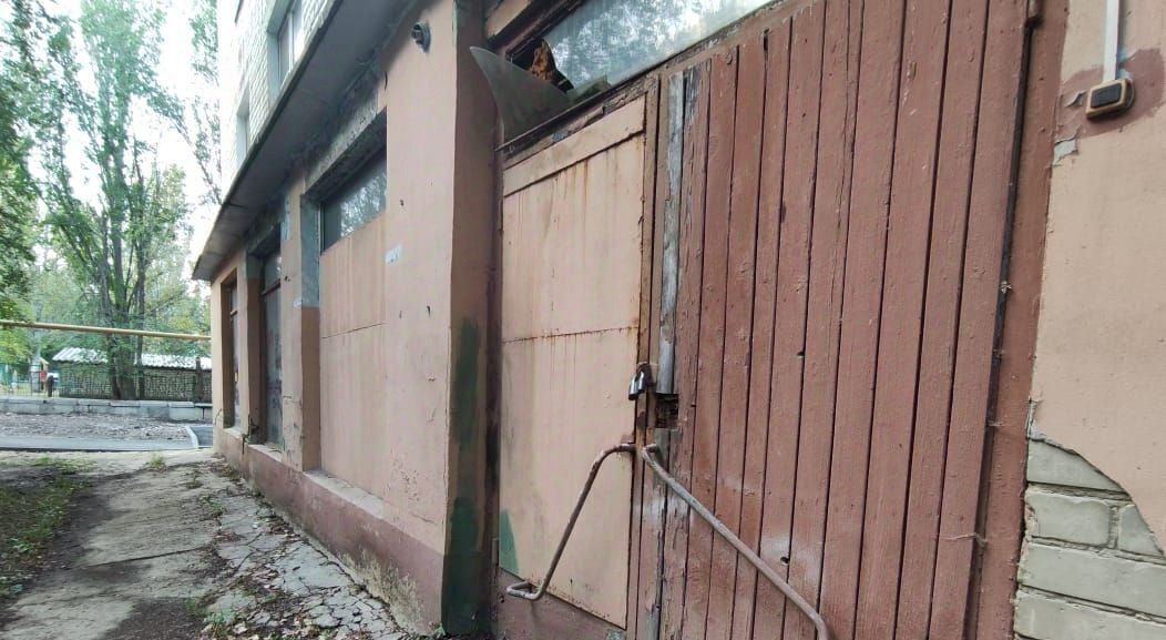 торговое помещение г Саратов р-н Ленинский проезд 1-й Московский 2 фото 1