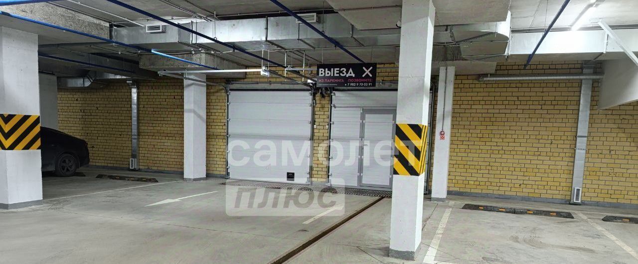 гараж г Тюмень р-н Центральный ул Мельникайте 2к/19 фото 4