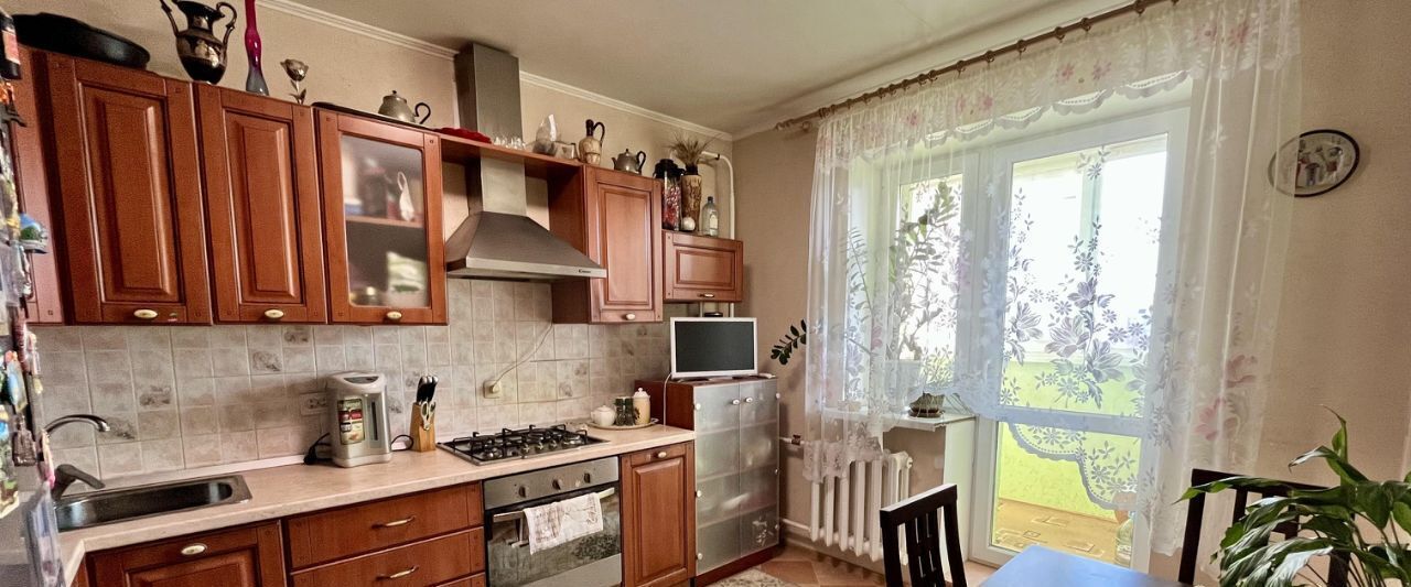 квартира г Саратов р-н Ленинский ул им Чехова А.П. 6а фото 12