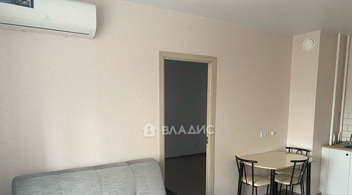 квартира г Волгоград р-н Кировский ул им. Быстрова 271 фото 2