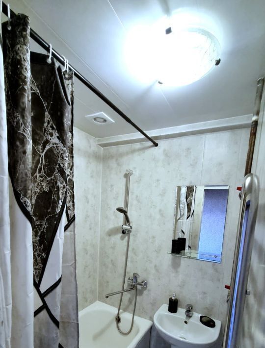 квартира г Красноярск р-н Кировский ул Академика Павлова 68 фото 4
