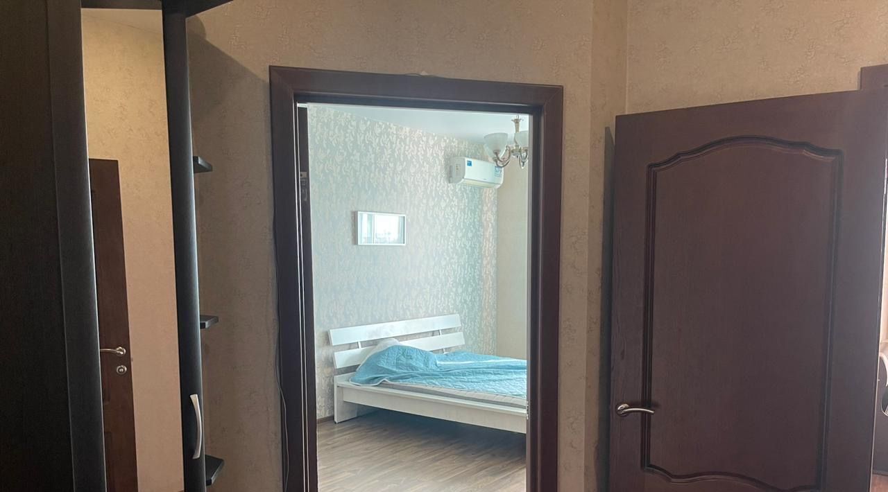 квартира г Краснодар р-н Западный ул им. Володи Головатого 172 фото 11