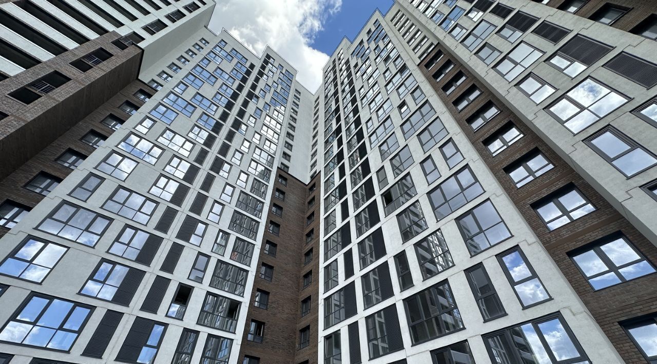 квартира г Барнаул р-н Железнодорожный пр-кт Строителей 18к/1 фото 1