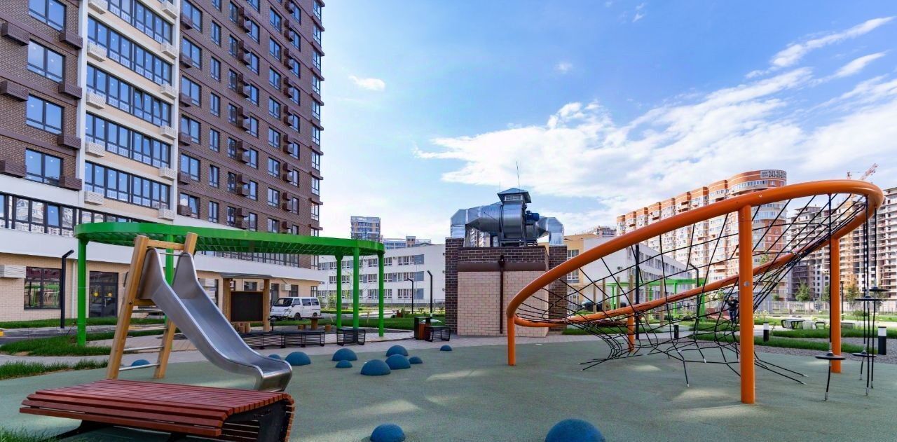 квартира г Краснодар р-н Прикубанский ул им. Анны Ахматовой фото 40