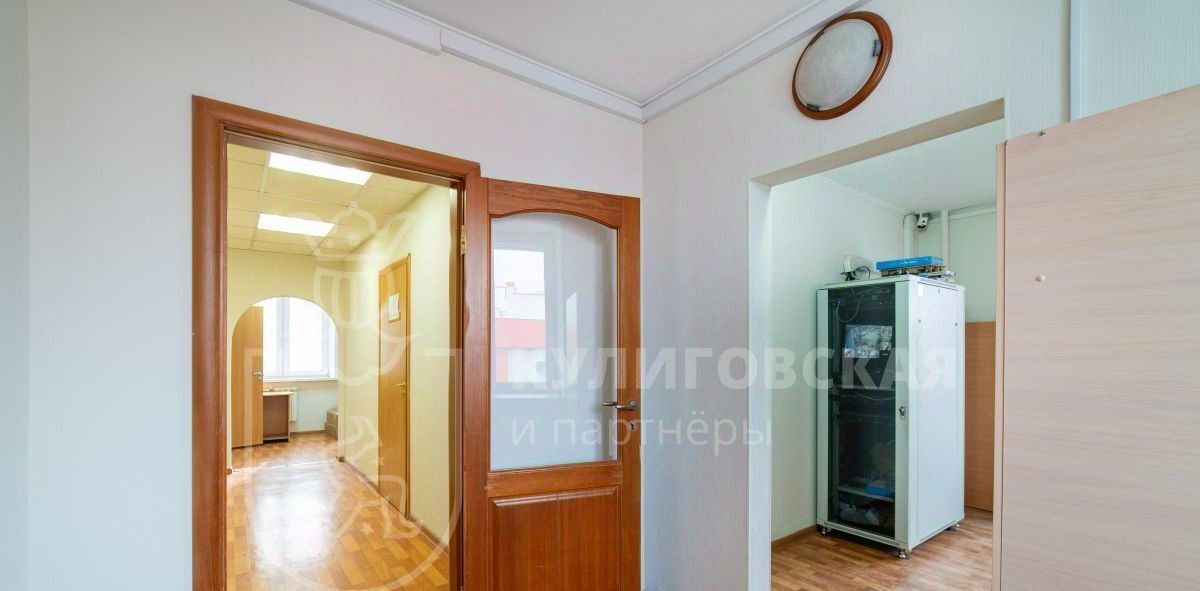 офис г Екатеринбург р-н Кировский ул 40-летия Комсомола 34к/9 фото 10