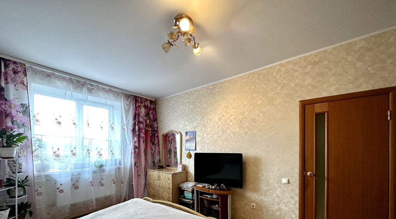квартира г Великий Новгород ул Связи 9 фото 14