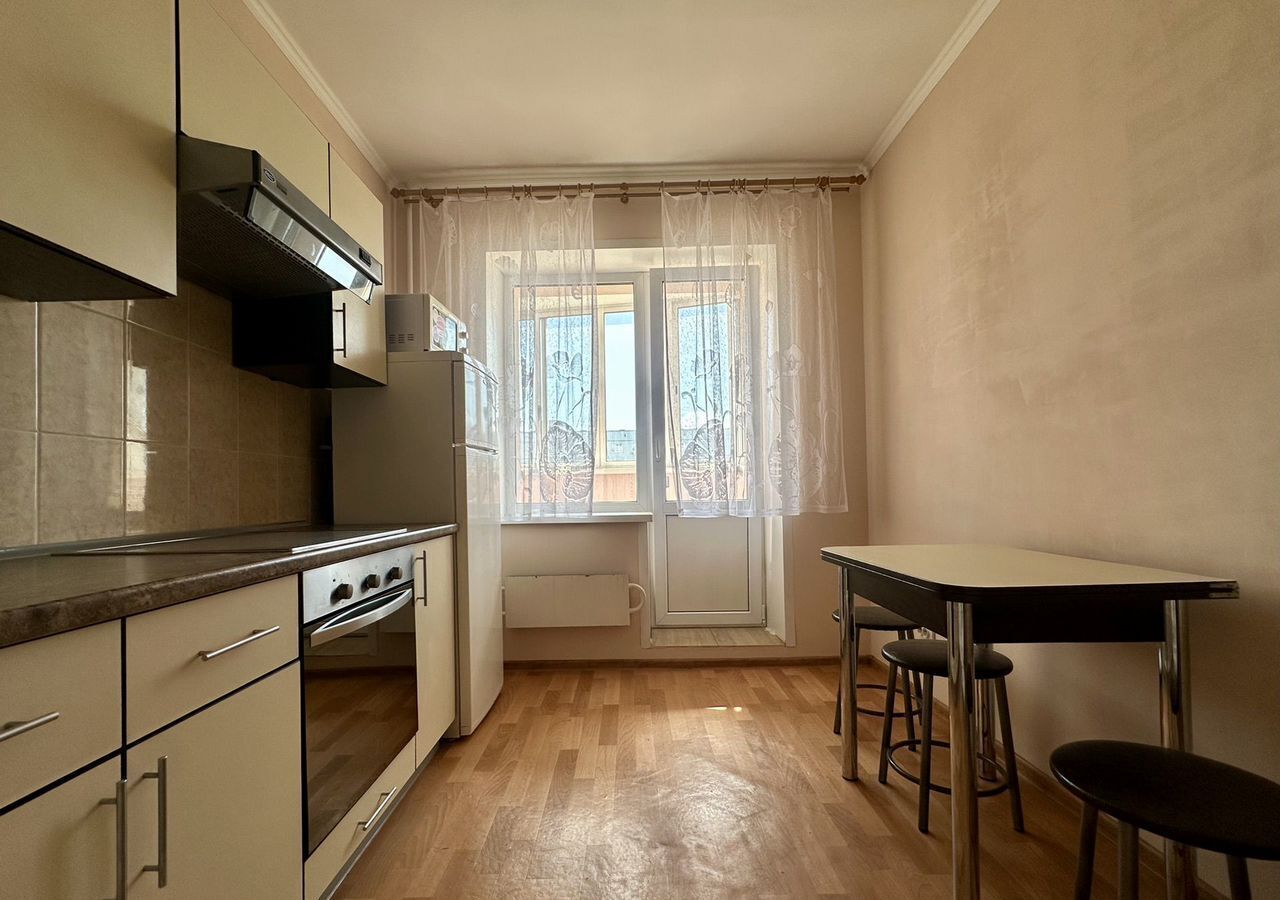 квартира г Тольятти р-н Автозаводский ул Фрунзе 10б фото 4
