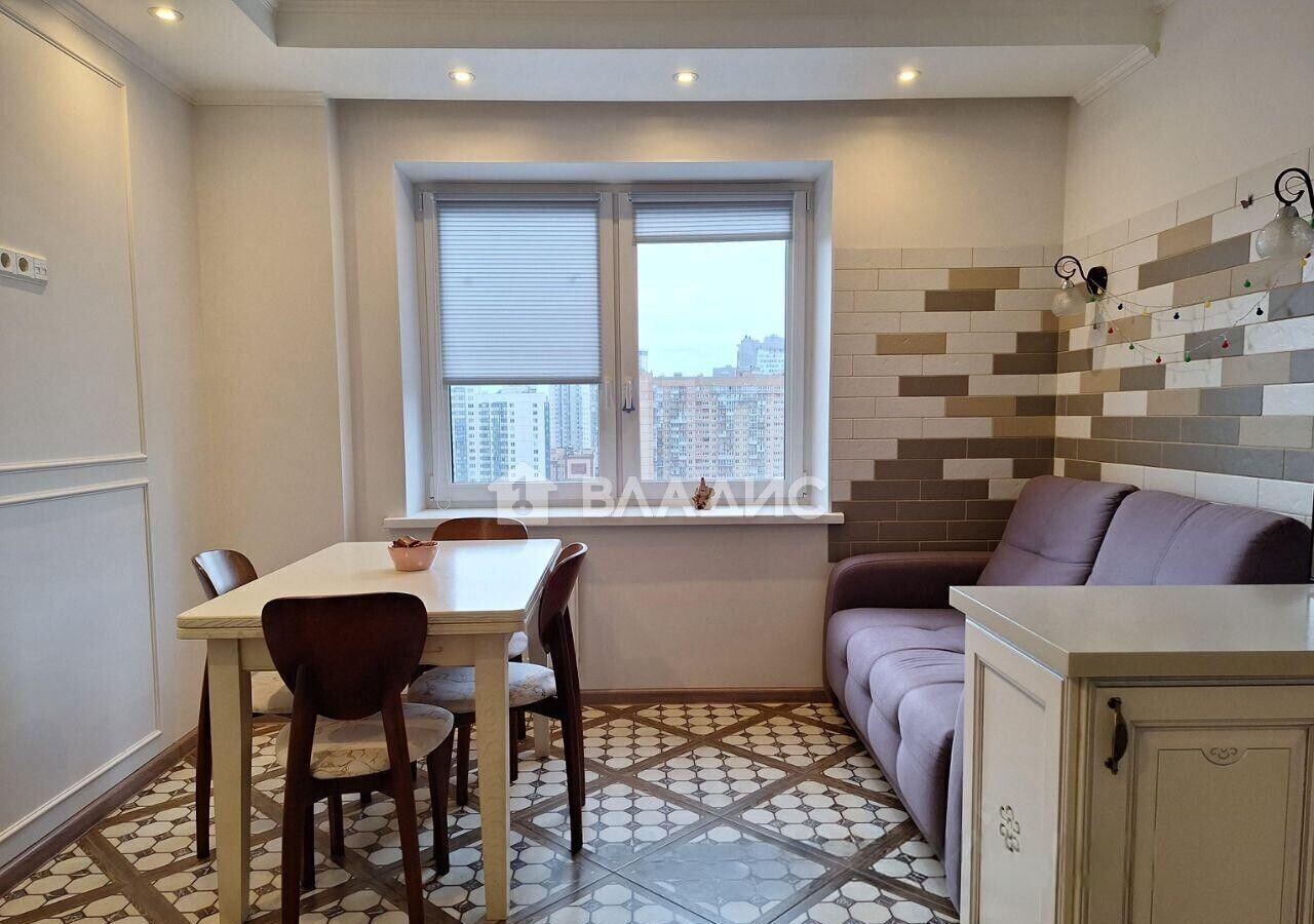 квартира г Санкт-Петербург ул Оптиков 38к/1 Беговая фото 3
