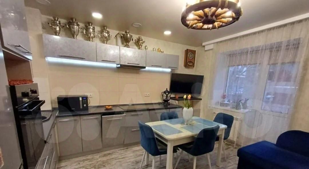 квартира г Саратов р-н Заводской пр-кт Энтузиастов 10а фото 1