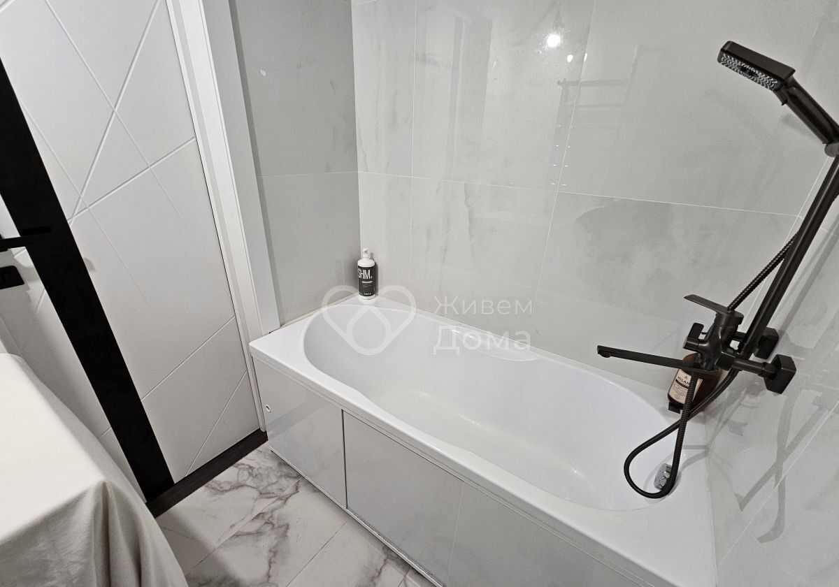 квартира г Волгоград р-н Кировский ул им. Кирова 140б фото 13