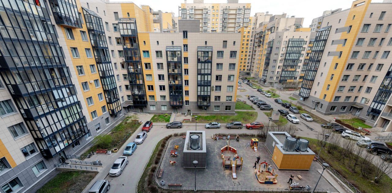 квартира г Санкт-Петербург метро Проспект Ветеранов ул Адмирала Трибуца 10 фото 3