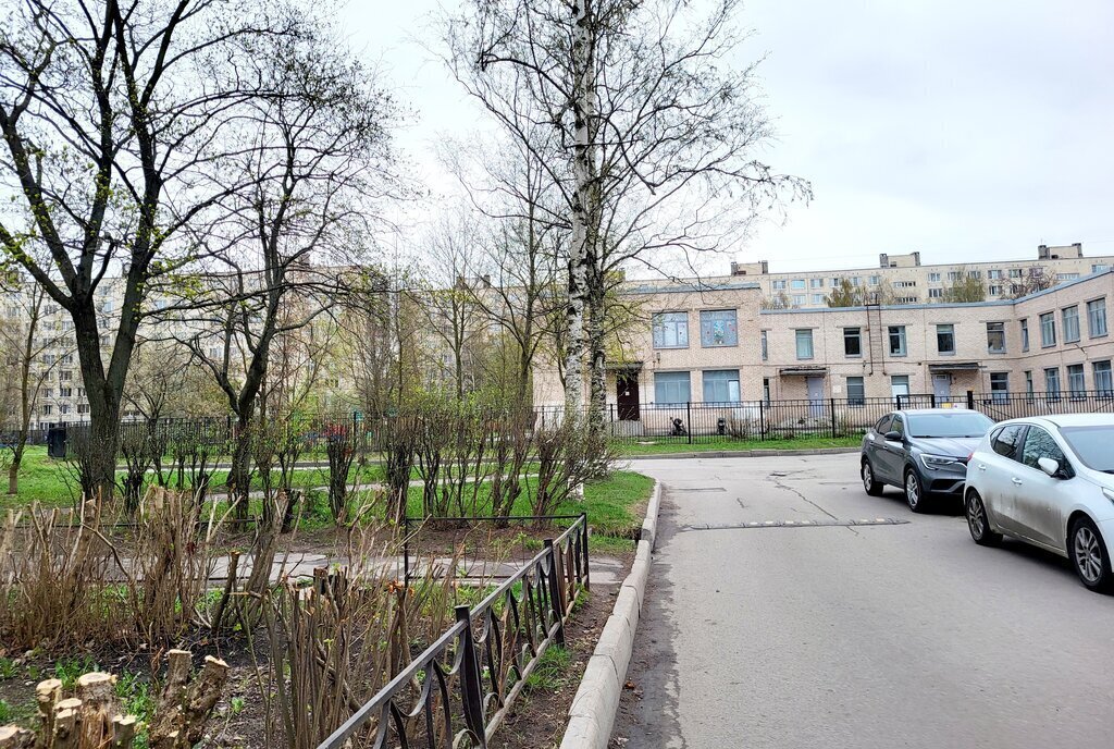 квартира г Санкт-Петербург ул Купчинская 10к/3 Дунайская фото 9