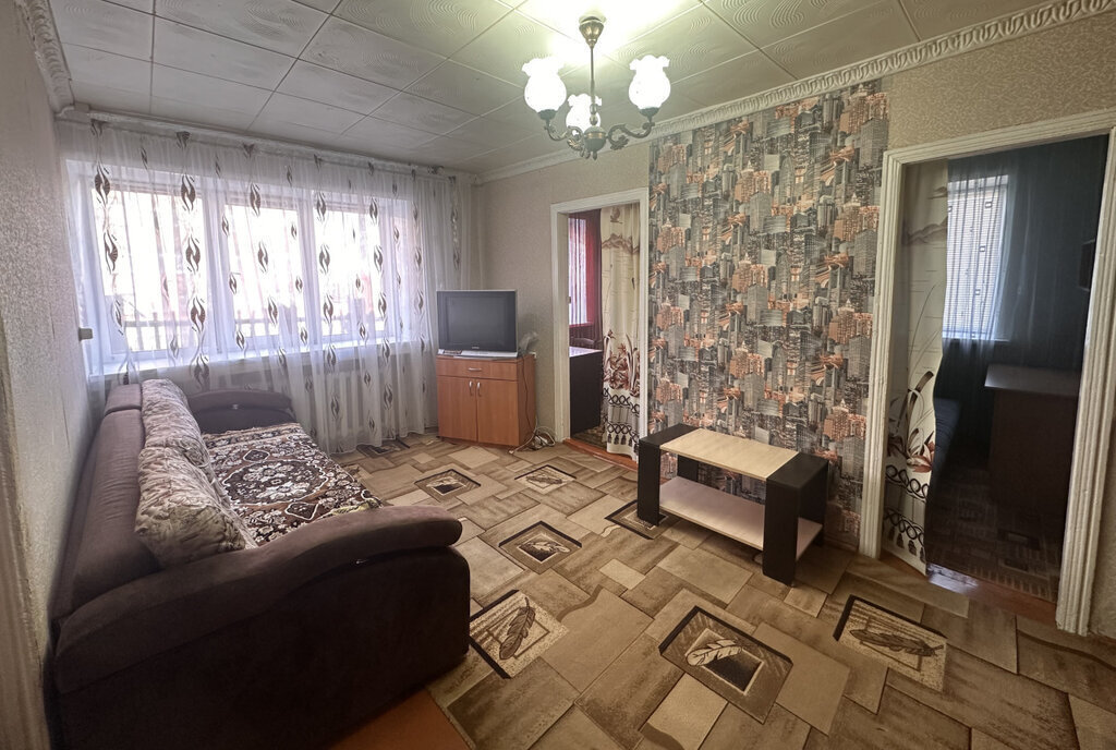 квартира г Бузулук ул Суворова 58 фото 1