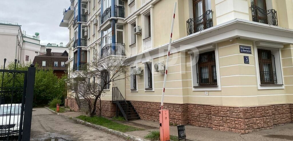 офис г Казань метро Площадь Тукая ул Малая Красная 3 фото 1