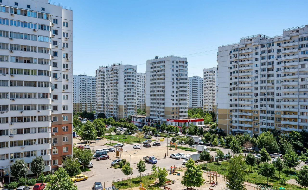 квартира г Краснодар р-н Прикубанский ул им. Карякина 18 фото 1