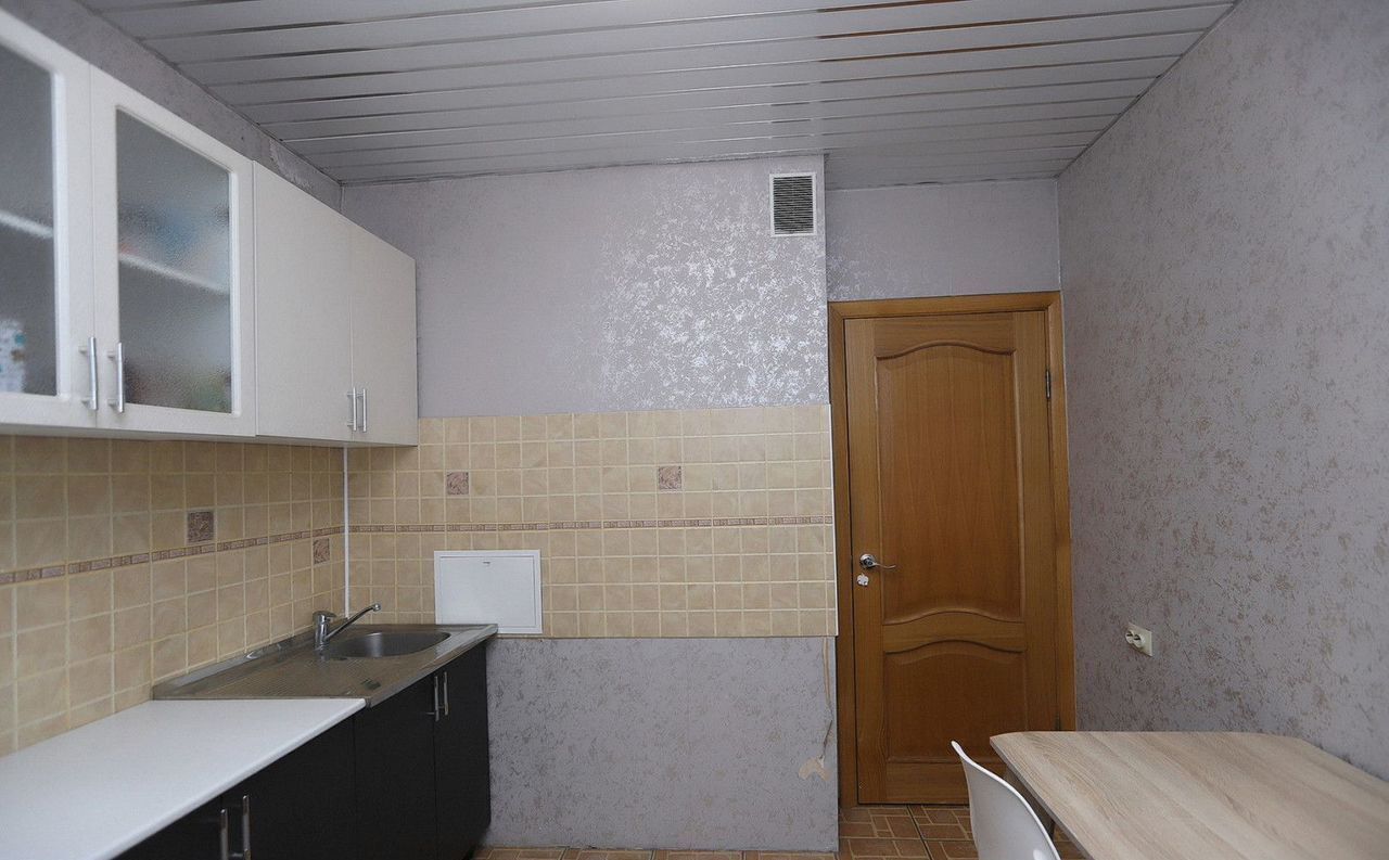 квартира г Липецк р-н Советский Сырский рудник ул Ударников 8/2 фото 2