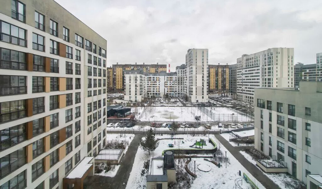 квартира г Тюмень ул 50 лет Октября 57б фото 8