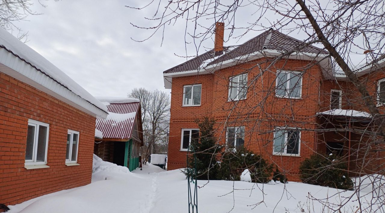 дом г Кинель пгт Алексеевка ул Братьев Володичкиных 34 фото 3