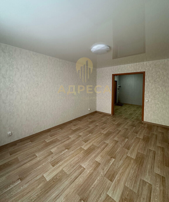 квартира г Оренбург ул Уральская 2/8 фото 10