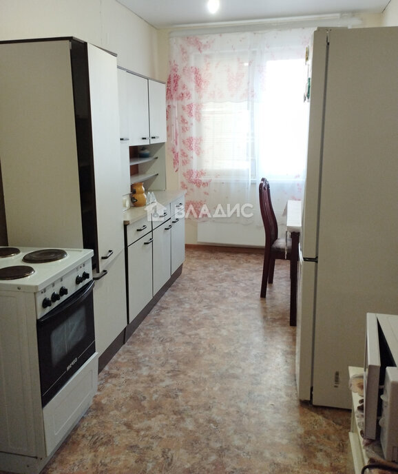 квартира г Тобольск 15-й микрорайон 27 фото 8