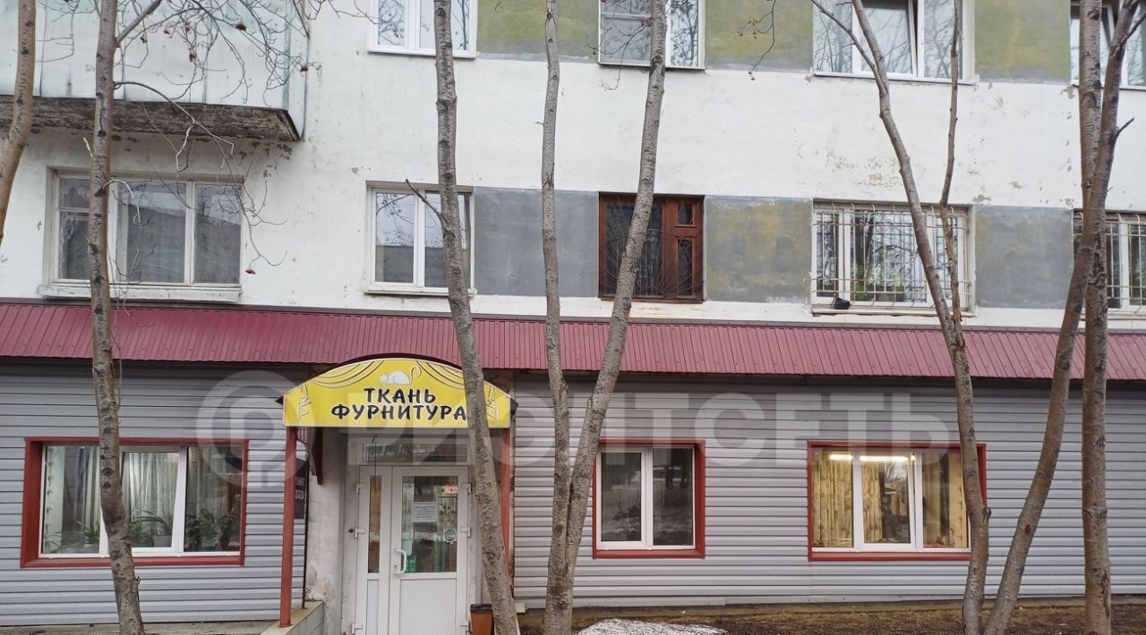 торговое помещение г Мурманск р-н Октябрьский ул Полярные Зори 13 фото 3