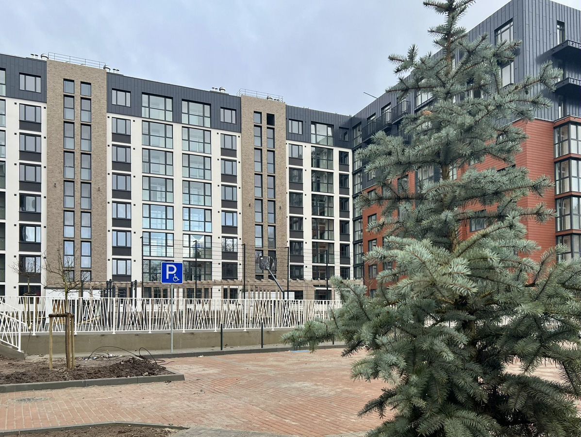квартира г Калининград р-н Ленинградский ул Куйбышева 84 жилой дом «Клён» фото 1