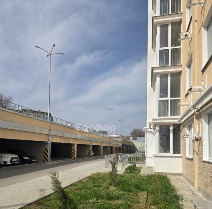квартира г Феодосия ш Симферопольское 48к/1 фото 4