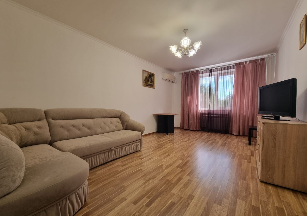 квартира г Тольятти р-н Автозаводский ул Маршала Жукова 2 фото 3